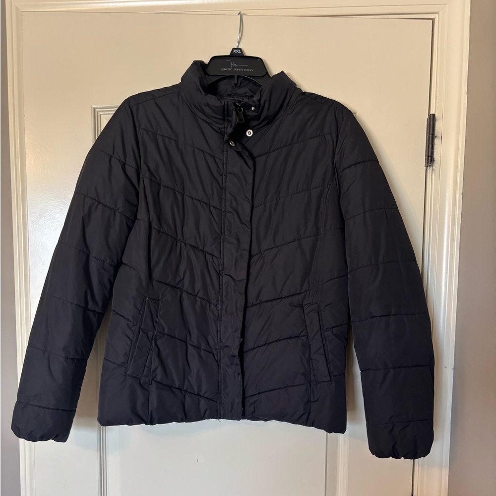 GAP Women's Charcoal Puffer Jacket